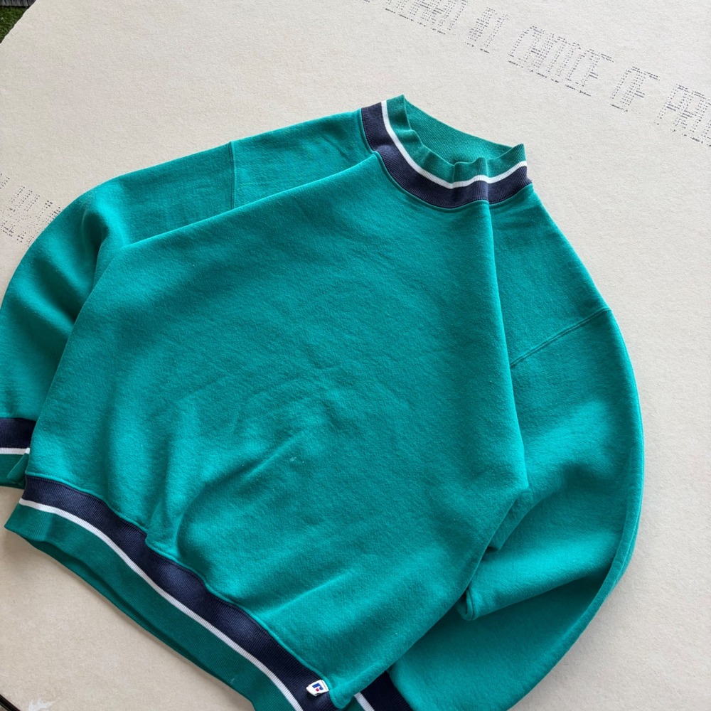 Vintage 90s Blank Russell Athletic Sweatshirt